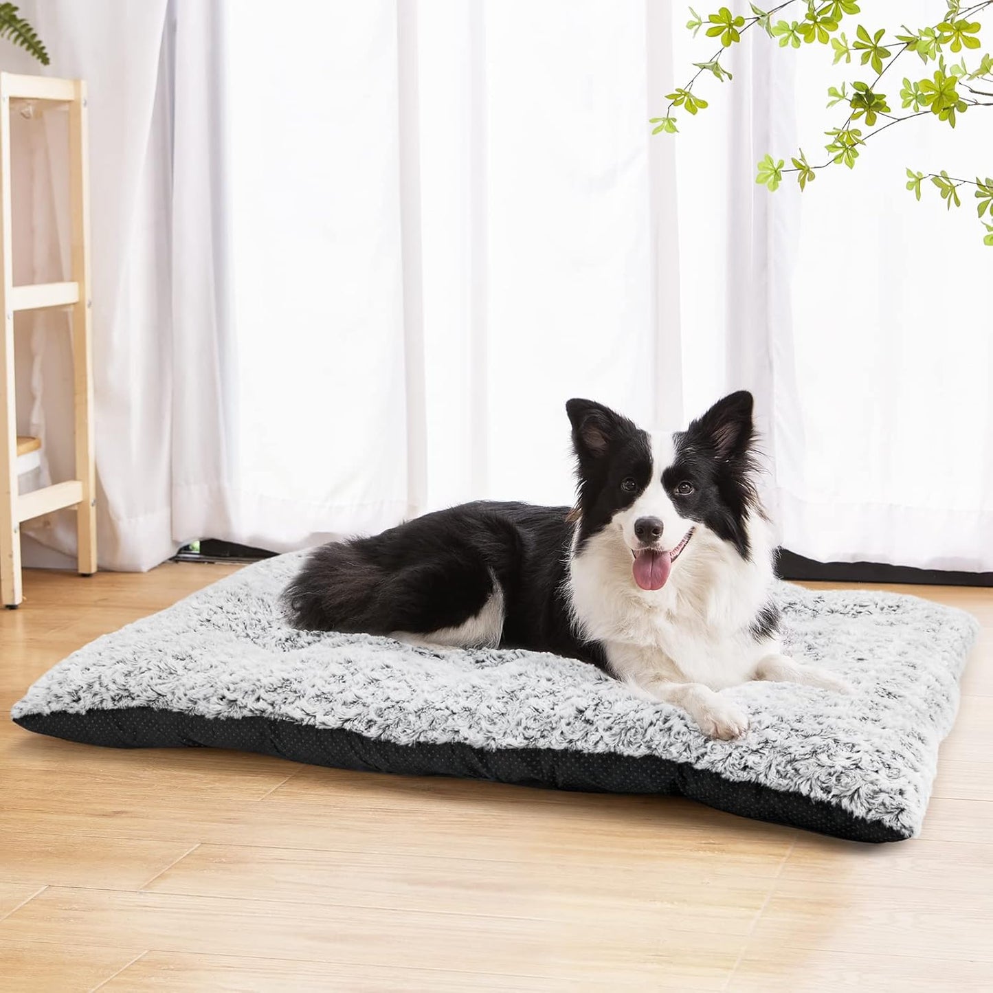 Dog Bed Kennel Pad Washable Anti-Slip Crate Mat for Medium Dogs and Cats (30-Inch)