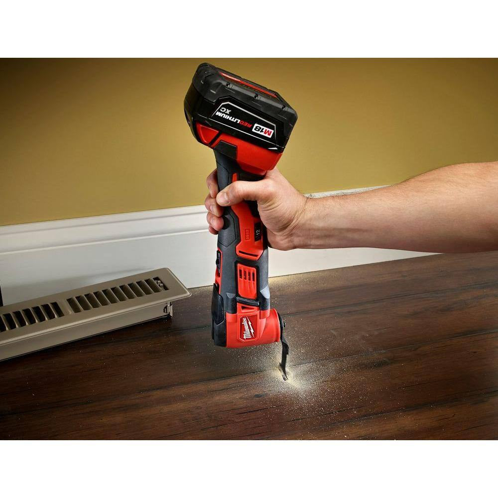 M18 18V Lithium-Ion Cordless Oscillating Multi-Tool W/ M18 Starter Kit W/ (1) 5.0Ah Battery and Charger